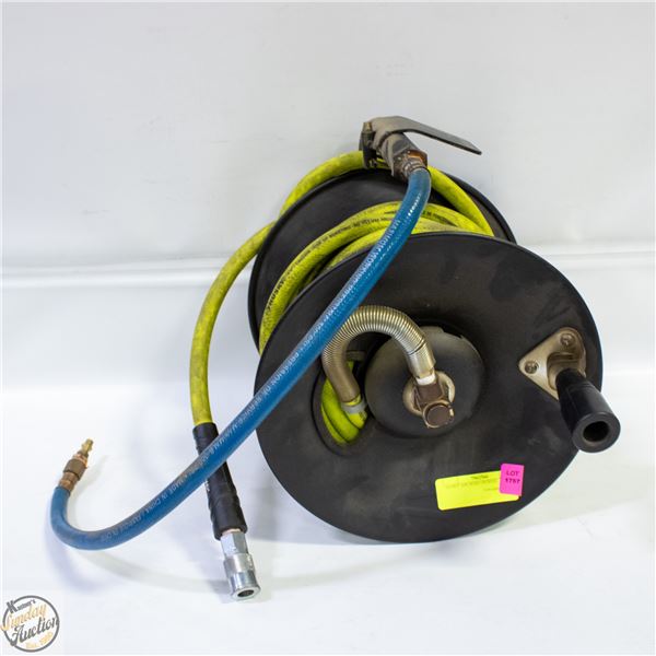 HUSKY AIR HOSE ON REEL