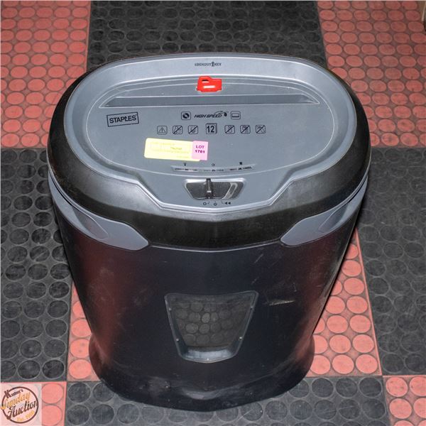 STAPLES PAPER SHREDDER