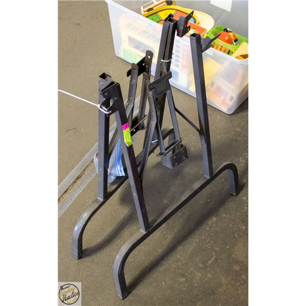 FOLDING TABLE LEGS AND HARDWARE
