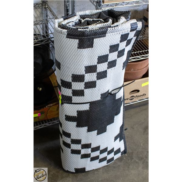 OUTDOOR PATIO/CAMPING MAT
