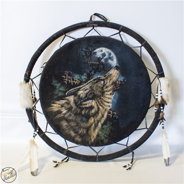 FULL MOON HOWLING WOLF DREAM CATCHER W/TAGS