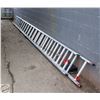 Image 1 : 40FOOT LADDER WERNER