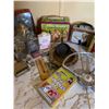 Image 5 : Vintage Tins, Flasks, Kitchenware, and Decorative Items