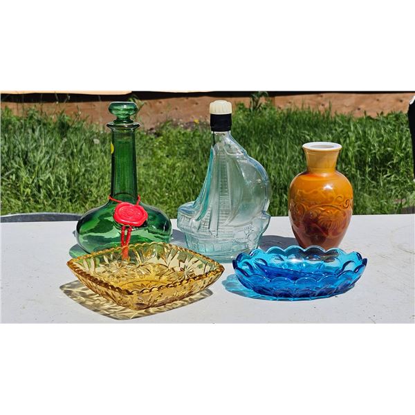 Vintage Decorative Glassware and Ceramic Items