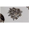 Image 5 : Six Assorted Vintage Brooches in Mixed Metals and Enamel Sarah Coventry