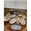 Image 1 : Decorative Platters and Vintage Northern Cookbook