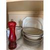 Image 4 : Tableware Including Plates, Bowls, and Accessories