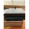 Image 3 : DVD and VCR Players with Remote and Accessories