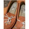 Image 4 : Artisan Beaded Moccasins, Fur Accessories, Horse-Themed Tapestry, and Art Tray