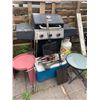 Image 1 : Expert Grill with Accessories and Propane Tank