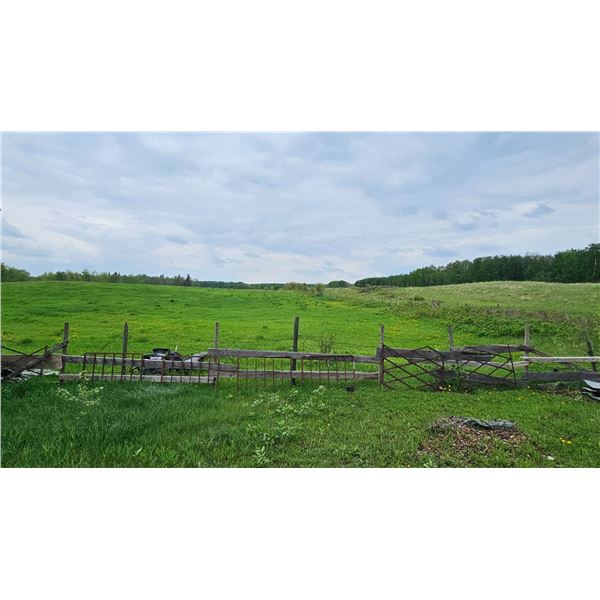 Rustic Metal Fencing and Panels in Varied Styles