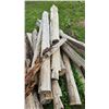 Image 2 : Weathered Wooden Fence Posts