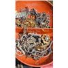 Image 2 : Costume Jewelry, Vintage Accessories, and Decorative Items