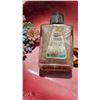 Image 6 : Costume Jewelry, Vintage Accessories, and Decorative Items