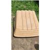 Image 2 : Beige Hard-Shell Plastic Roof Carrier