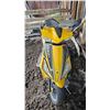 Image 11 : Yellow Electric Scooter with Galaxy 500 Branding