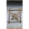 Image 1 : Rustic Wooden Wall Decor with Arrow Motif and Woven Centerpiece
