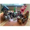 Image 1 : Vintage-Inspired Decorative Items, Figurines, and Kitchenware