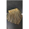 Image 12 : Vintage Costume Jewelry Set Featuring Necklaces, Brooches, and Bracelets