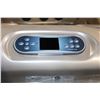 Image 8 : *SUNRANS 7 SEAT AND 1 LOUNGER HOT TUB MODEL SR832A*BAILIFF SEIZURE*