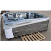 Image 2 : SUNRANS 7 SEAT WITH 1 LOUNGER HOT TUB MODEL SR832A*BAILIFF SEIZURE*