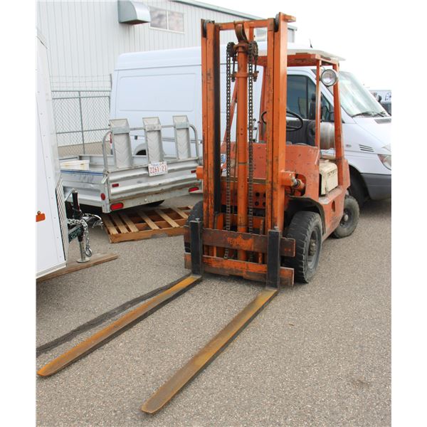 MANUAL TOYOTA  FORKLIFT RUNS ON PROPANE*BAILIFF SEIZURE*