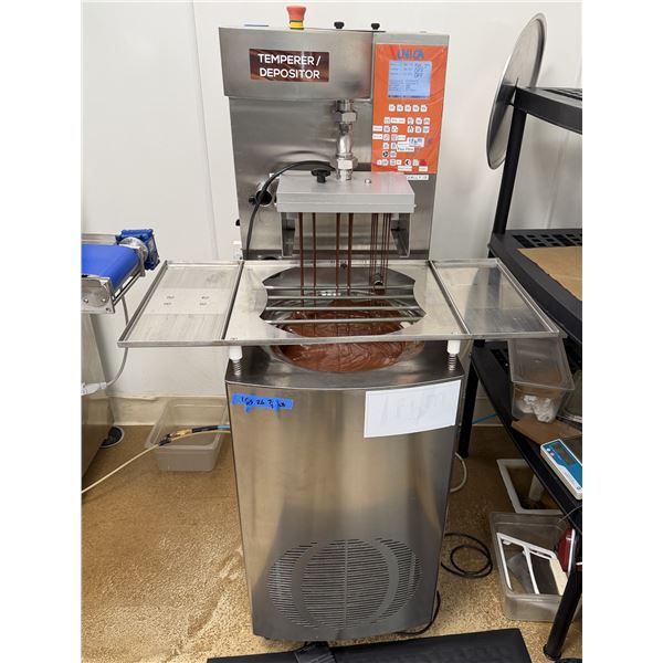 FBM Unica Temper Depositor Machine (Operational • See Video)