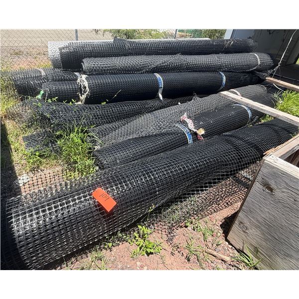 Multiple Geo Grid Mesh Rolls