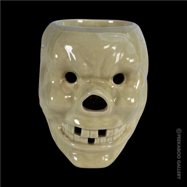 *SVEN KIRSTEN KOLLECTION - VINTAGE TRADER VIC'S SKULL TIKI MUG.