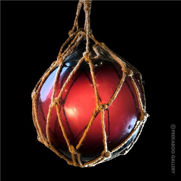 ORIGINAL OCEANIC ARTS 10" ROYAL PURPLE GLASS FLOAT IN NETTING.