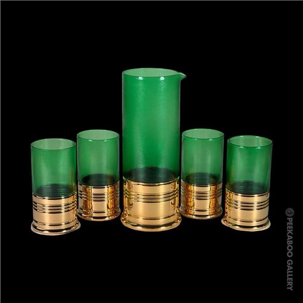 ULTRA RARE SET OF FOUR (4) TRADER VIC'S IMPERIAL GLASS GREEN "BIG SHOT" GLASSES & PITCHER.