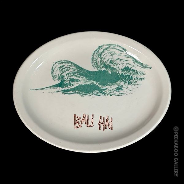 GRAPHIC "BALI HAI" LYNNFIELD, MASSACHUSETTS TABLEWARE SERVING PLATTER.