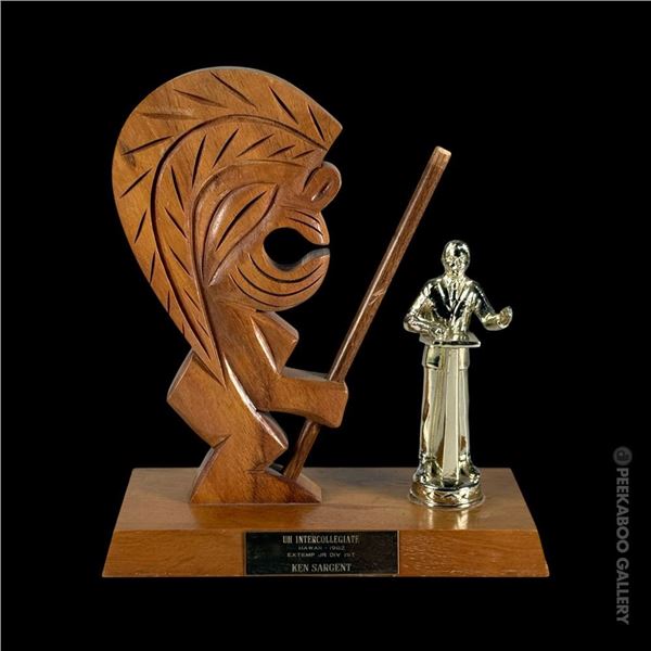 UNIVERSITY OF HAWAII INTERCOLLEGIATE DEBATE TROPHY w/ CARVED TIKI FIGURE.