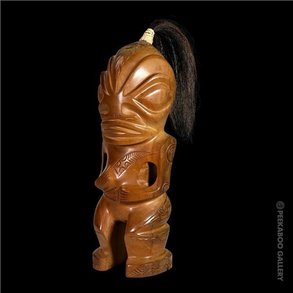 UNUSUAL 1960s CARVED MARQUESAN TIKI FIGURE w/ HORSE HAIR TAIL.