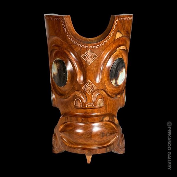 BEAUTIFUL 1960s CARVED MARQUESAN TIKI WALL MASK w/ POLISHED SCALLOP SHELL.