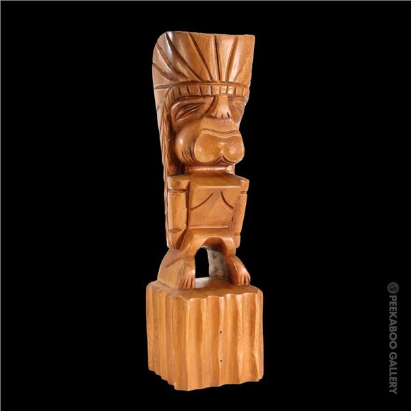 CARVED "ASIA JOE - THE BEARDCOMBER" HAWAIIAN TOURIST TIKI FIGURE ON TALL BASE.
