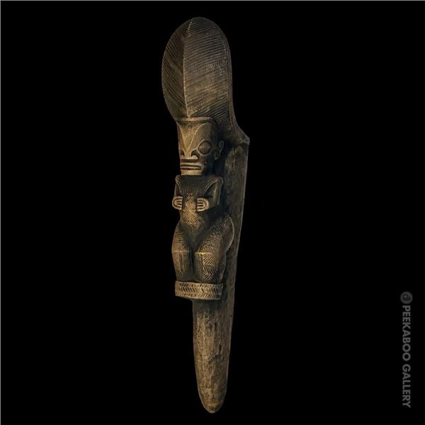 TRADER VIC'S MARQUESAS FIGURAL TIKI STILT STEP.