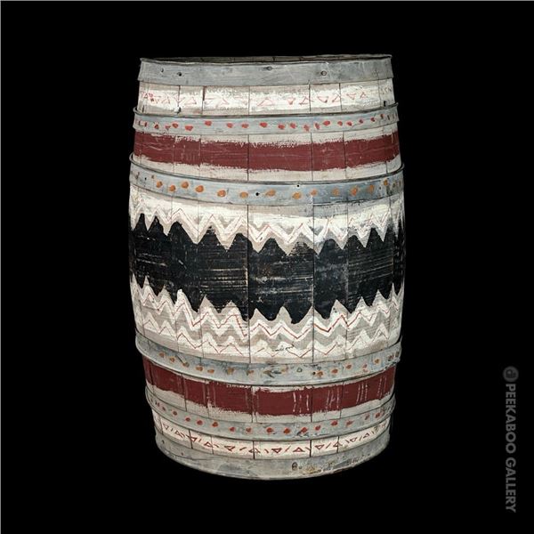 OCEANIC ARTS DECORATIVE WAREHOUSE SHOWROOM PAINTED DISPLAY BARREL PROP.