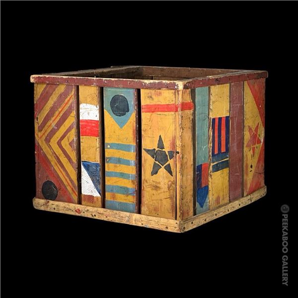 OCEANIC ARTS LARGE NAUTICAL SIGNAL FLAGS CARGO CRATE PROP.