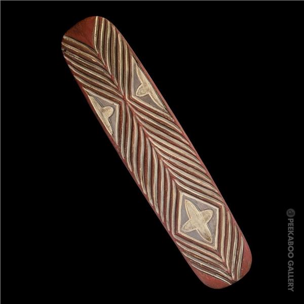 OCEANIC ARTS #462 POLYCHROMED "ABORIGINAL SHIELD".