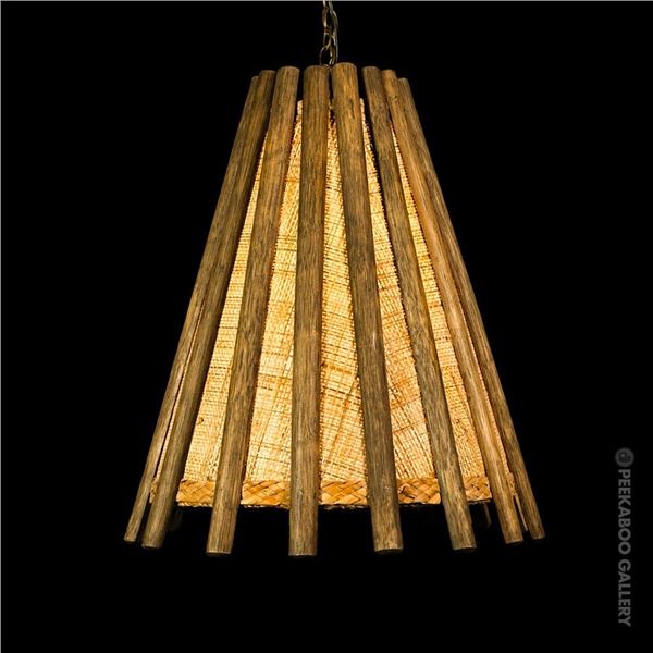 #2347 "RATTAN FRAME LIGHT" OA LAMP w/ TAPA BOTTOM.