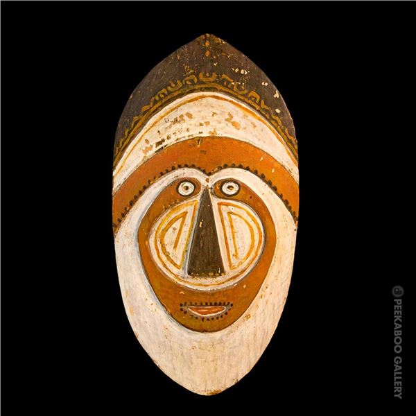 #430 "NEW GUINEA MASK" POLYCHROMED WALL MASTER PATTERN SAMPLE CARVING.