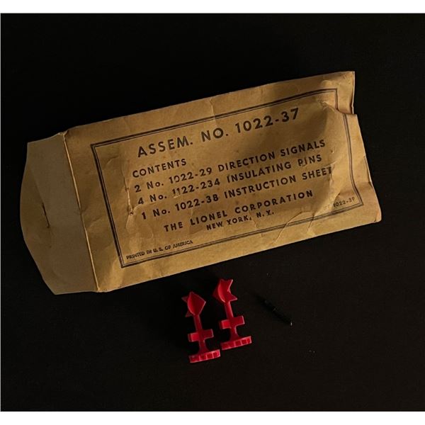 Lionel Corporation model train accessory set