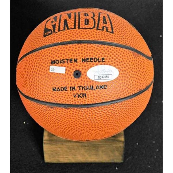 UCLA Bruins Ed O'Bannon Signed Spalding Mini 5" NBA Basketball JSA Authenticated