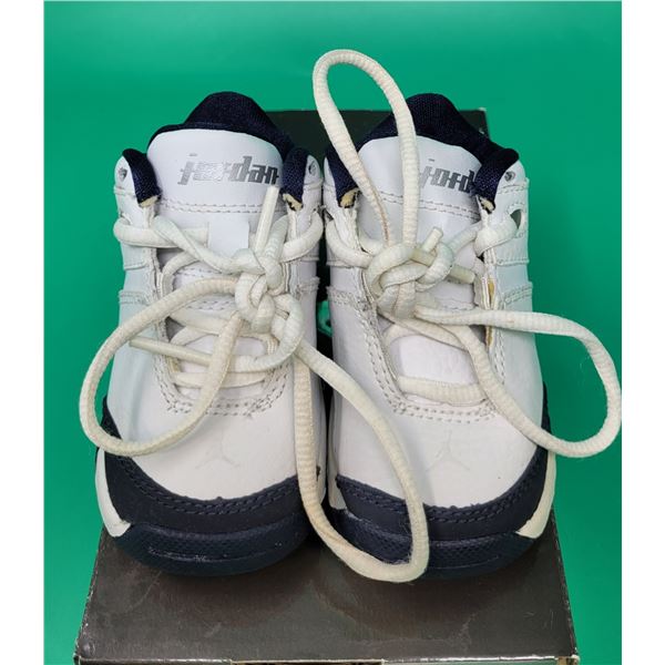 Children's Nike Jordan White/Metallic Silver Team Reign Low (TD) Shoes