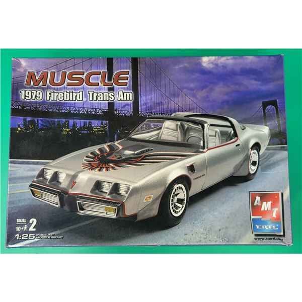 Ubuilt AMT Ertl Muscle 1979 Firebird Trans Am 1:25 Scale Model Kit