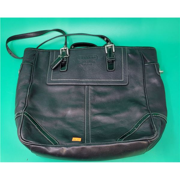 Black Coach Leatherware Purse
