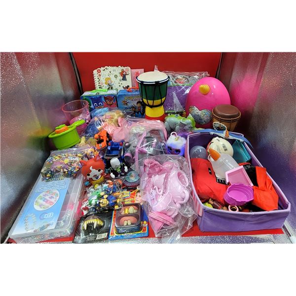 Lot of Assorted Toys w/ Rainbow Loom Set, Tea Set, Lunch Boxes, & More