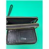 Image 2 : Black Coach Wristlet