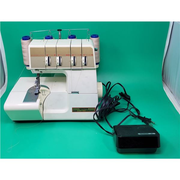 Jaguar Serger Sewing Machine w/ Pedal